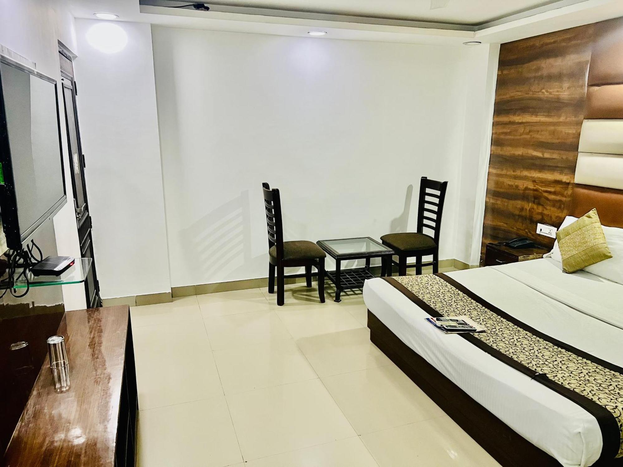 Hotel นิวเดลี ภายนอก รูปภาพ