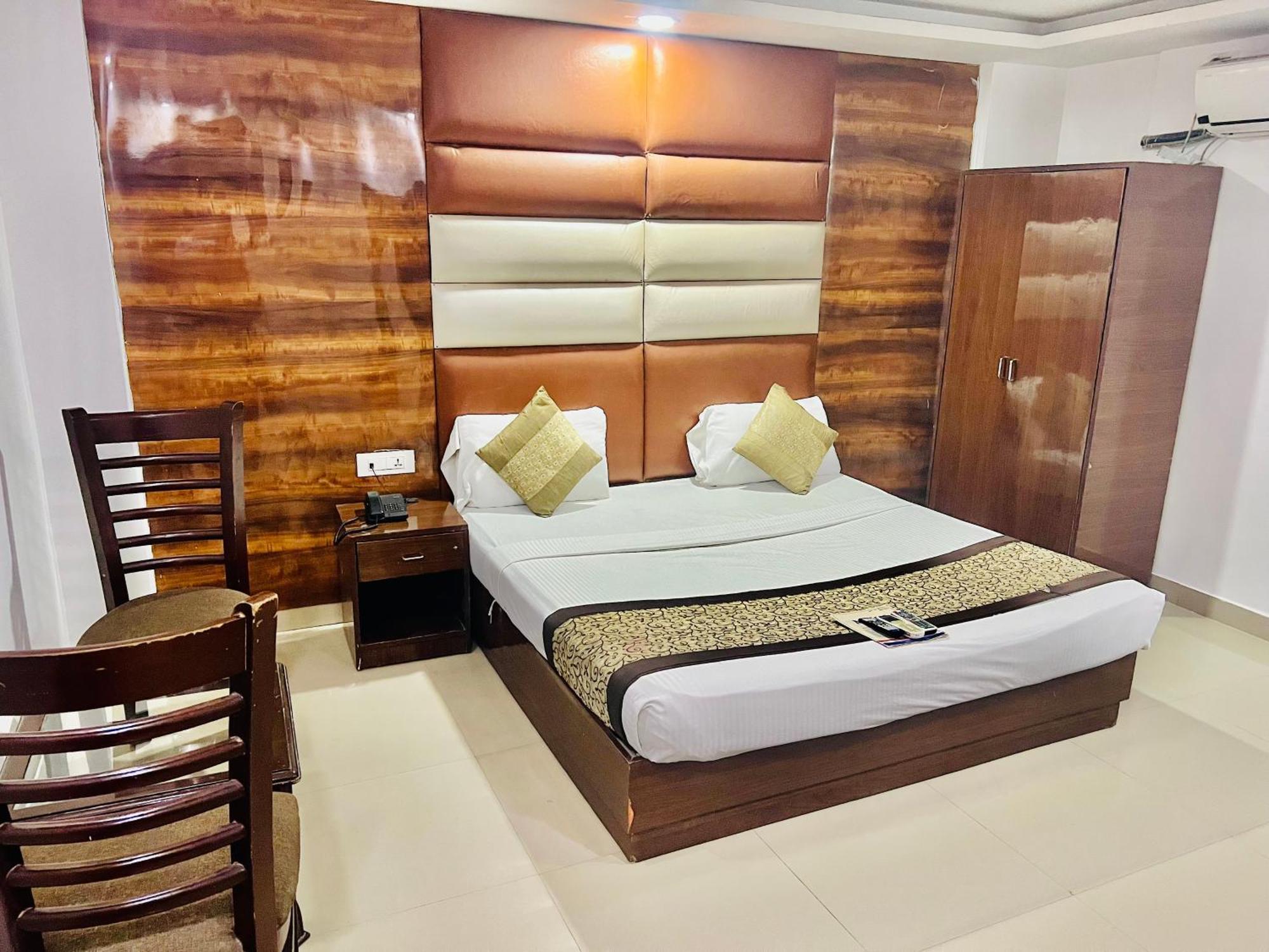 Hotel นิวเดลี ภายนอก รูปภาพ