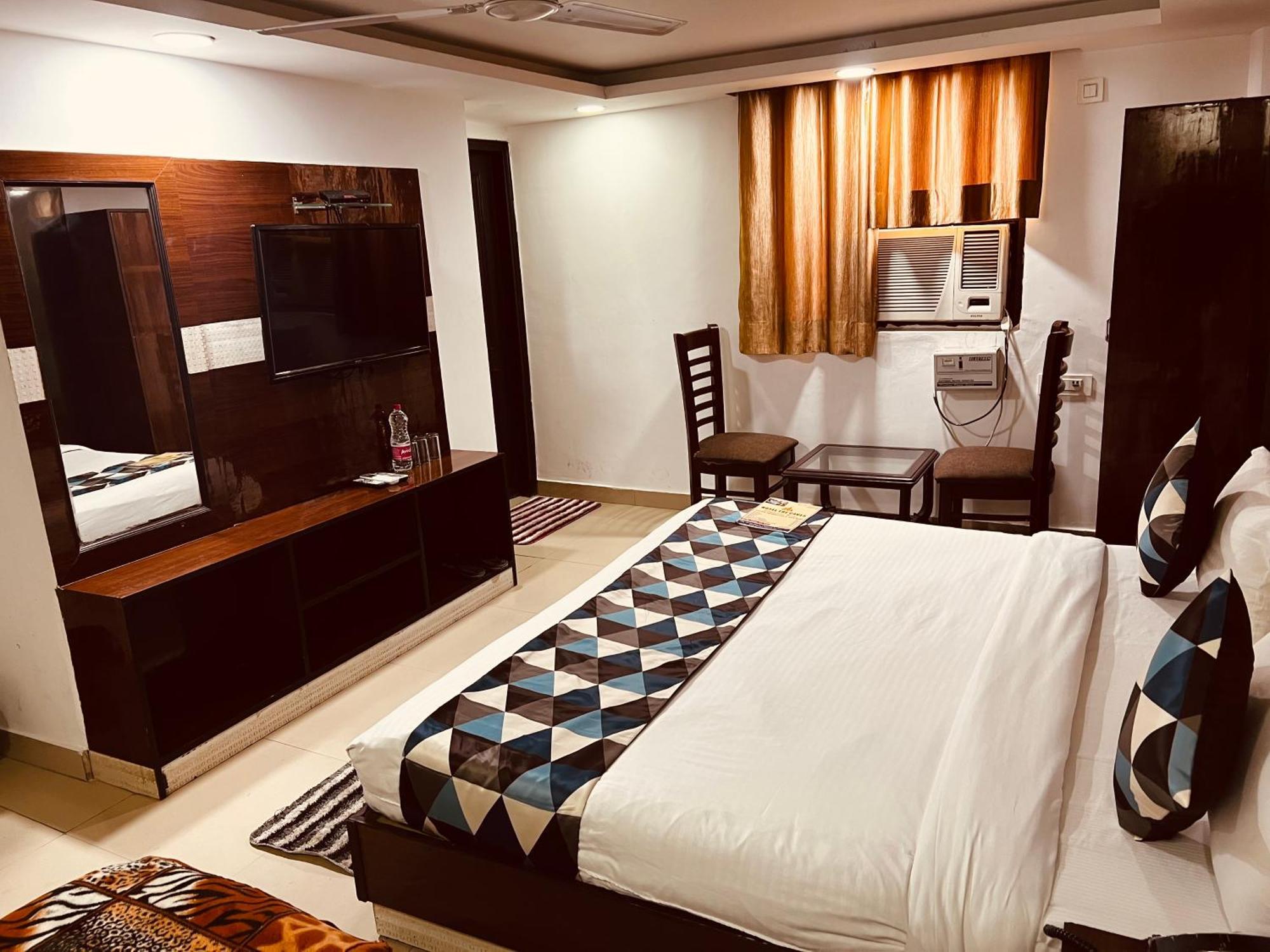 Hotel นิวเดลี ภายนอก รูปภาพ
